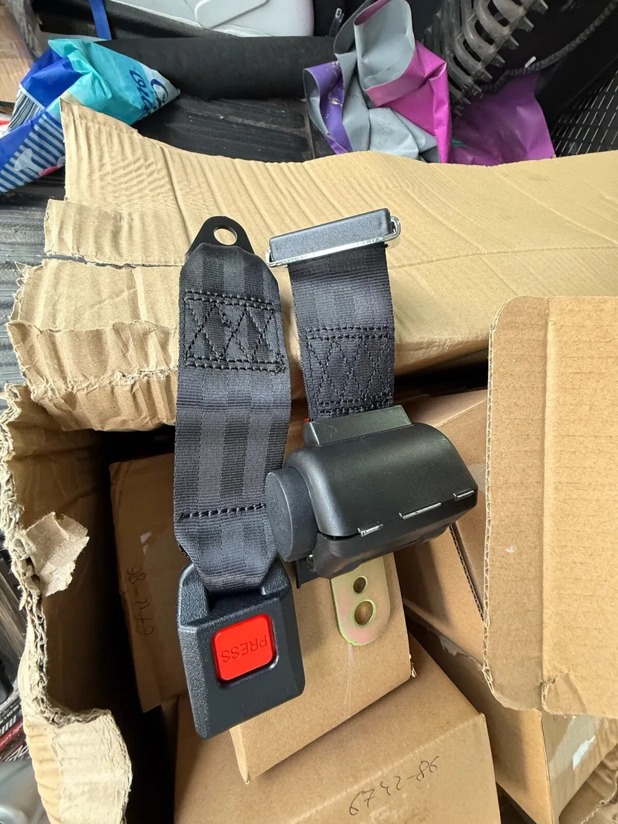 (BRAND NEW )82 Lap Seat belts - Image 3