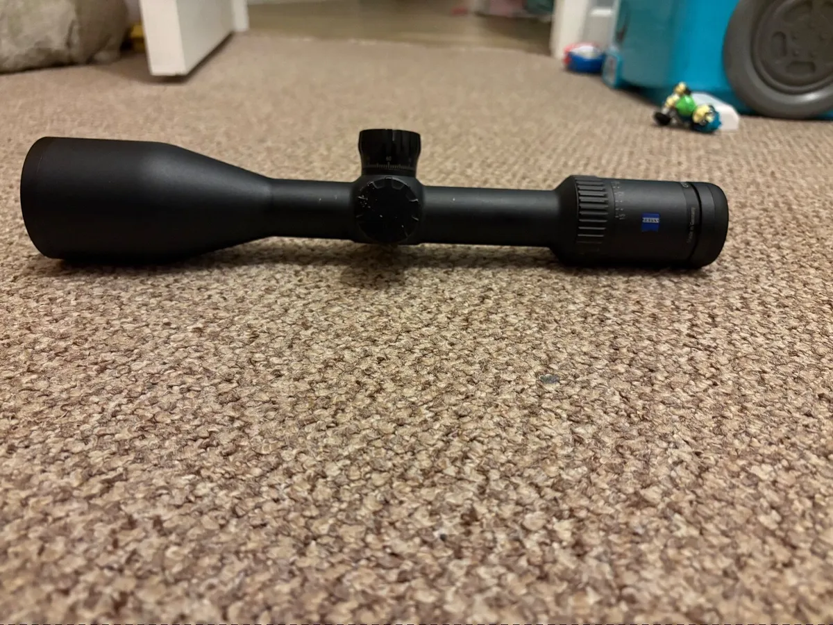 Zeiss v6 2.5x15 56 scope - Image 1