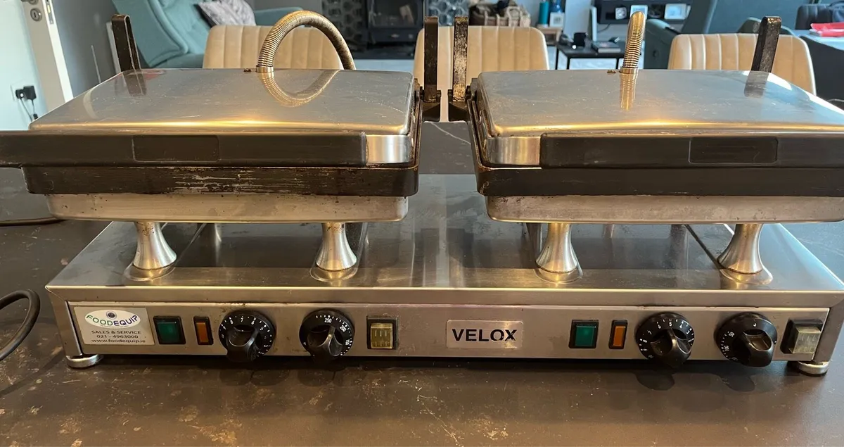 Velox Sandwich Toaster/grill. Hot box. Dishwasher - Image 1
