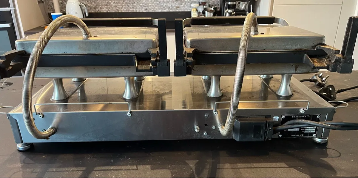 Velox Sandwich Toaster/grill. Hot box. Dishwasher - Image 3