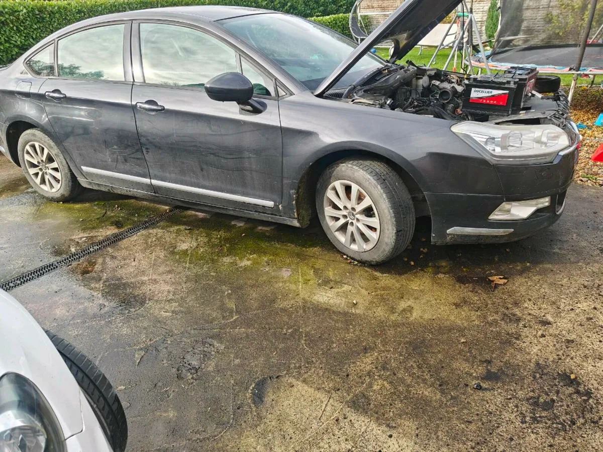 Citroen c5 x7 for parts - Image 3