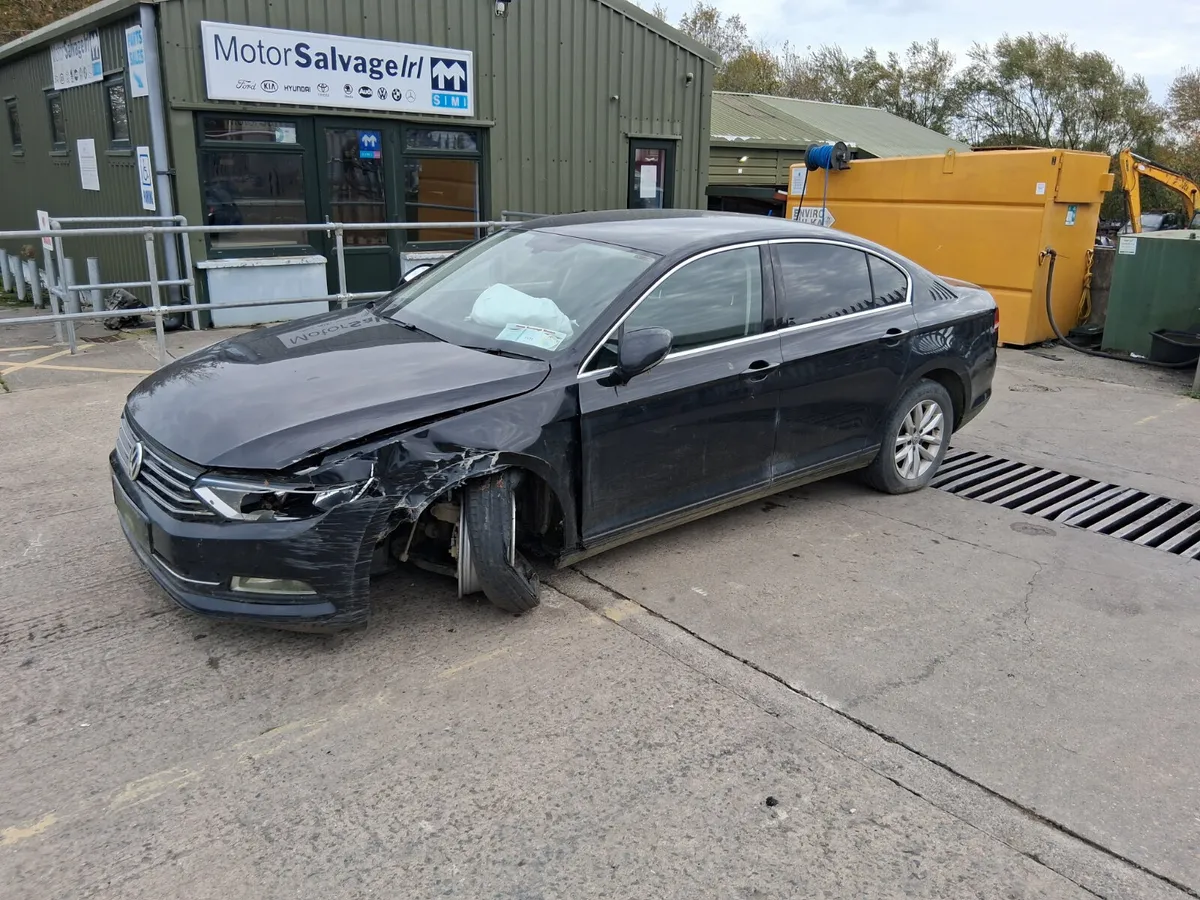 2015 VW PASSAT 1.6 diesel ( for parts only) - Image 2