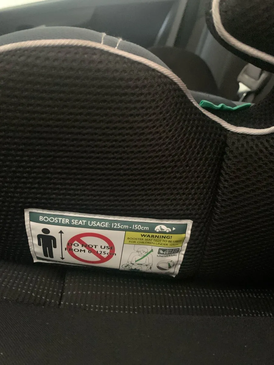 Kids booster car seat - Image 3