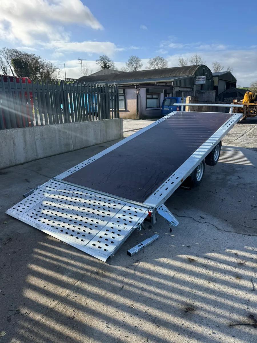 *** NUGENT 16FT TILT BED *** - Image 2