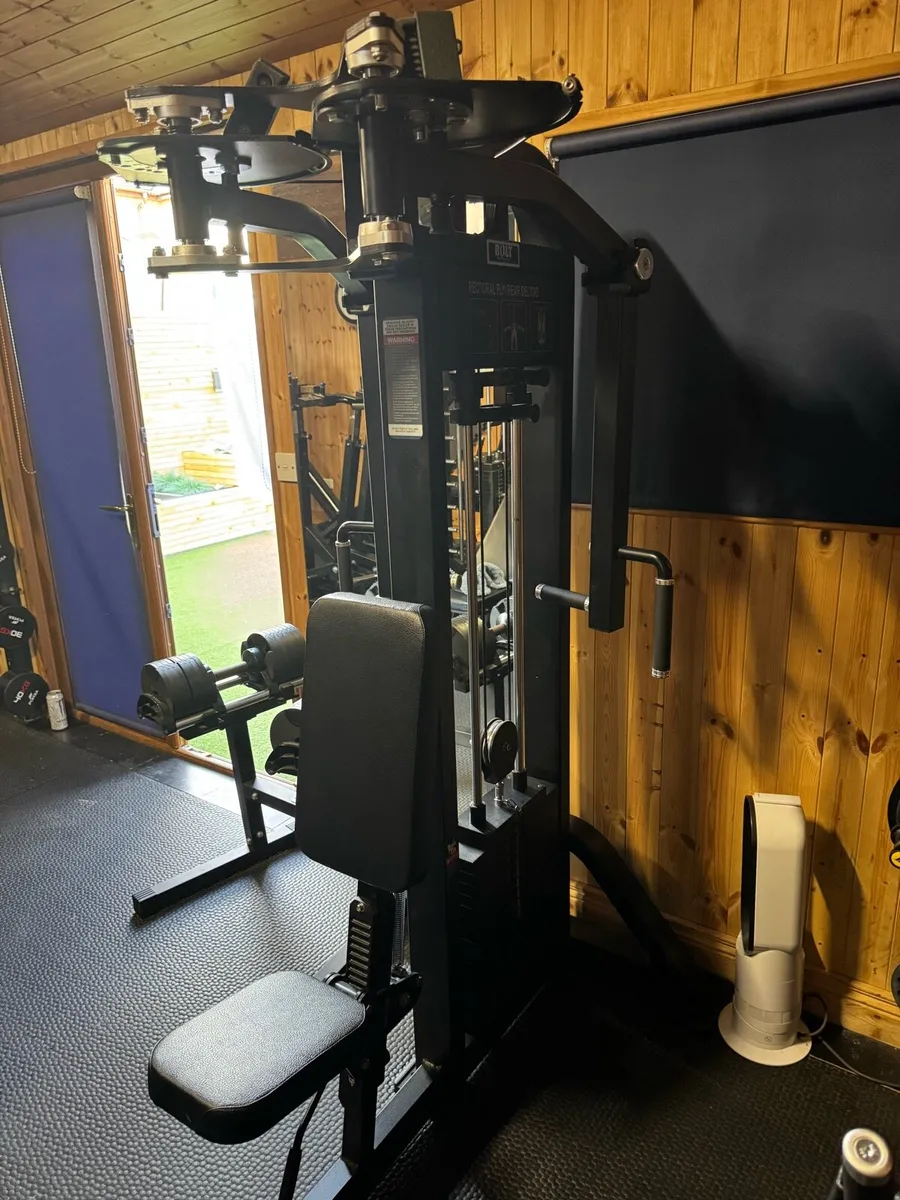 Pec Fly / Rear Delt Machine - Image 2