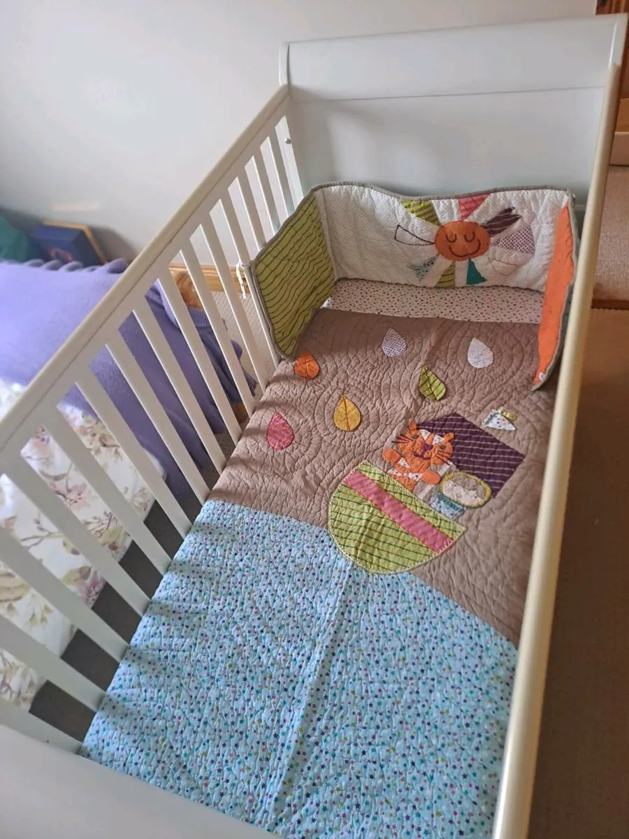 Mamas & Papas Mia Cot Bed & Dresser Changer - Image 2