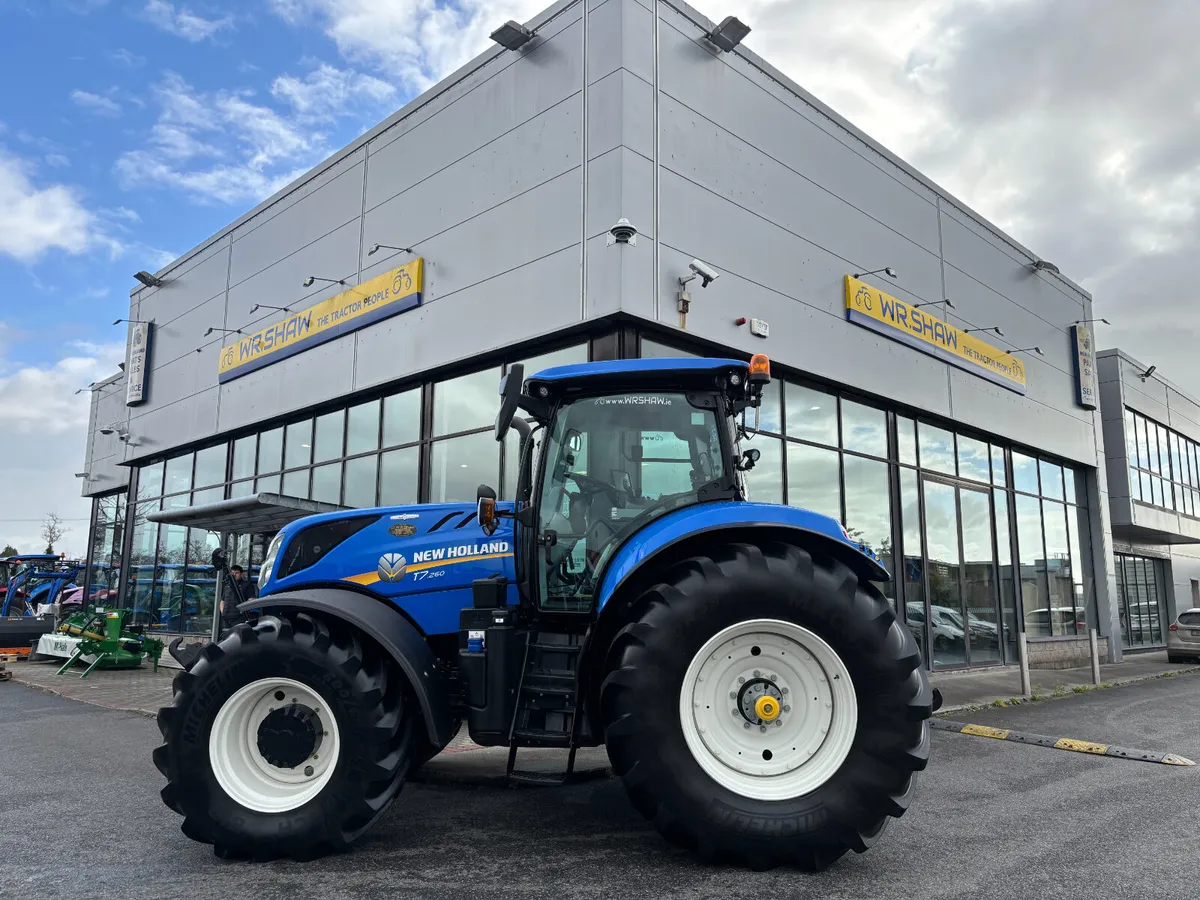 New Holland T7.260 Auto Command-129hrs - Image 1