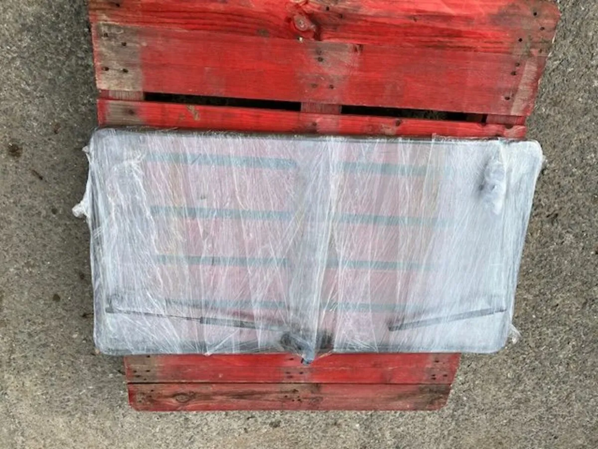 AP Back Window - Image 2