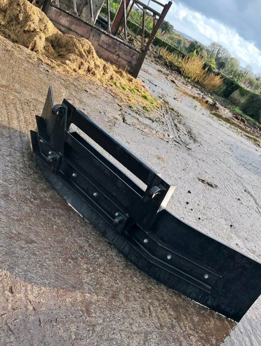 Yard scrapers - Image 2