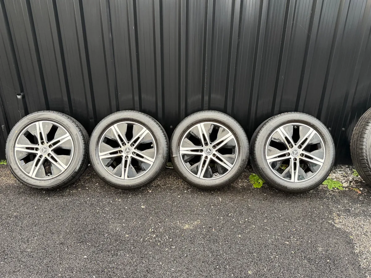Genuine Mercedes-Benz Alloys 225/50/17 - Image 1