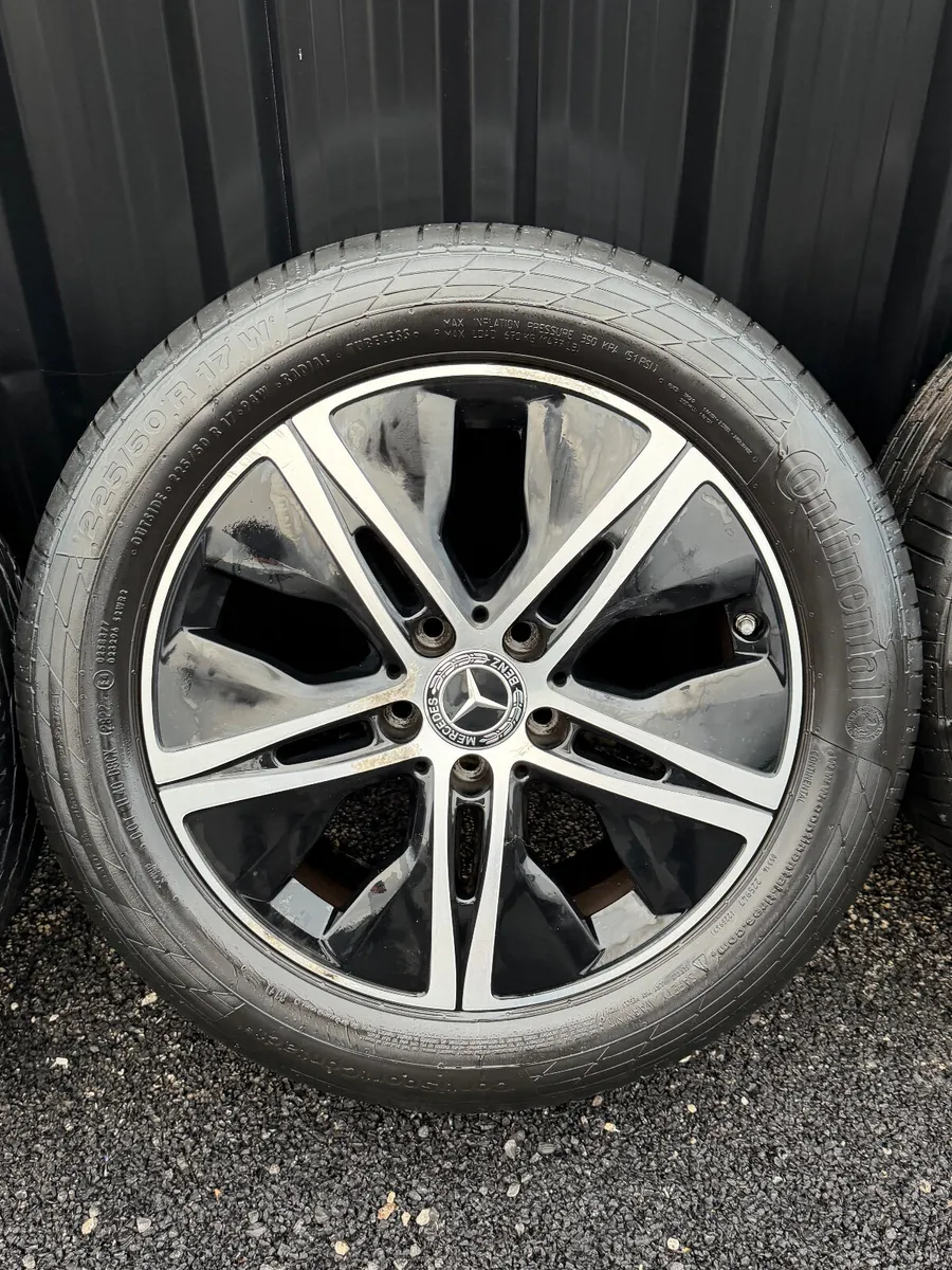 Genuine Mercedes-Benz Alloys 225/50/17 - Image 4