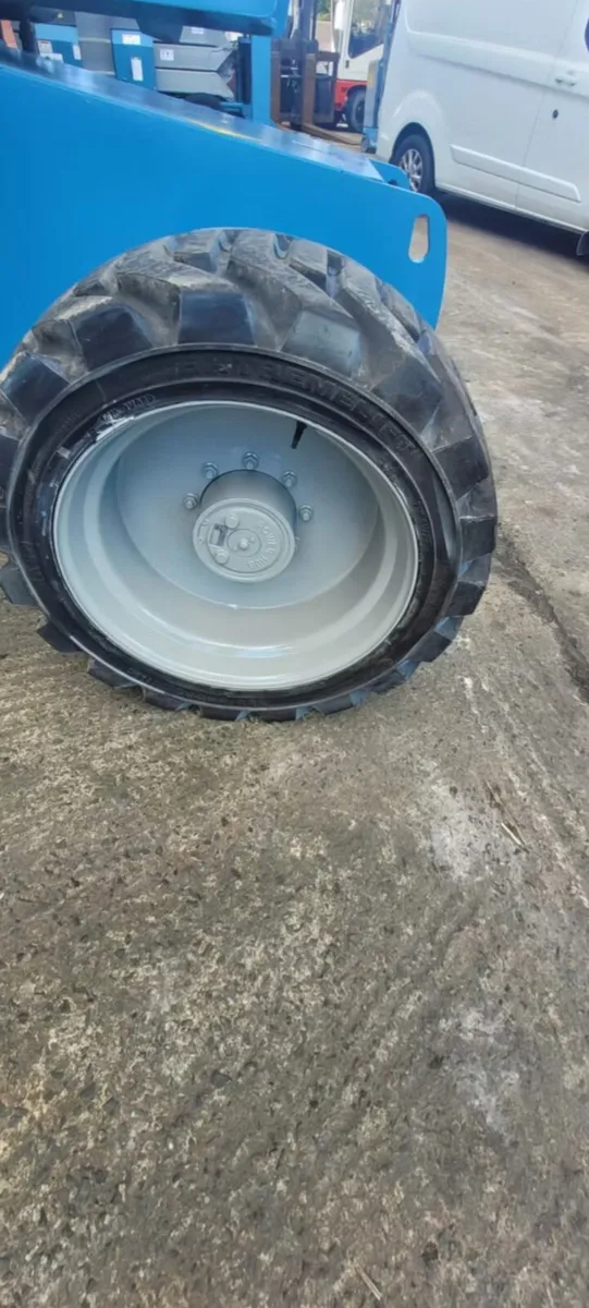 Genie  S65 2015 - Image 4