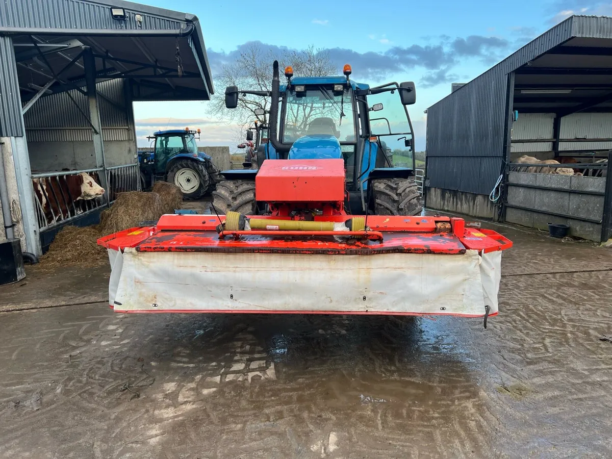 Kuhn 280 Front Mower - Image 1