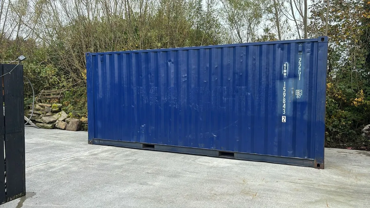 Used 20FT  Containers Watertight / Windtight - Image 1