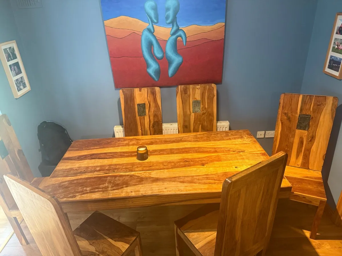 Kitchen dining table and six chairs - Image 1