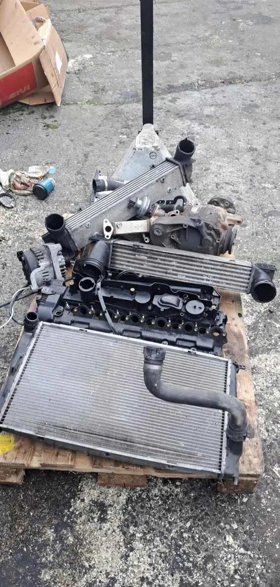 Bmw e90 car parts Honda parts - Image 2