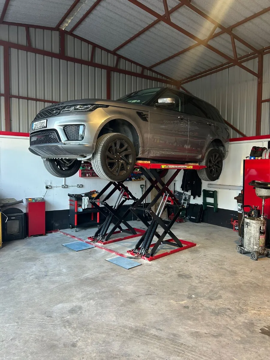 Garage full scissor lift 3.8 tonne Pacini brand - Image 2