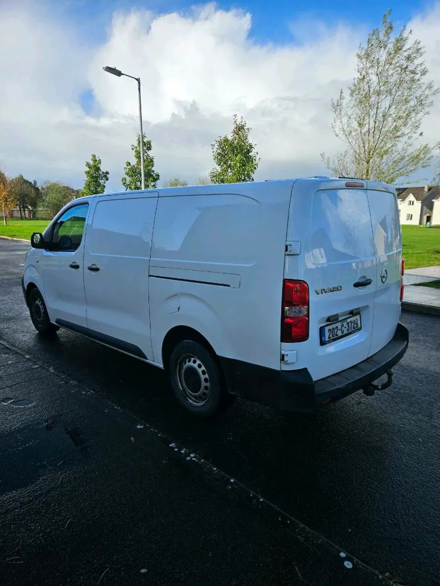 Opel Vivaro - Image 4