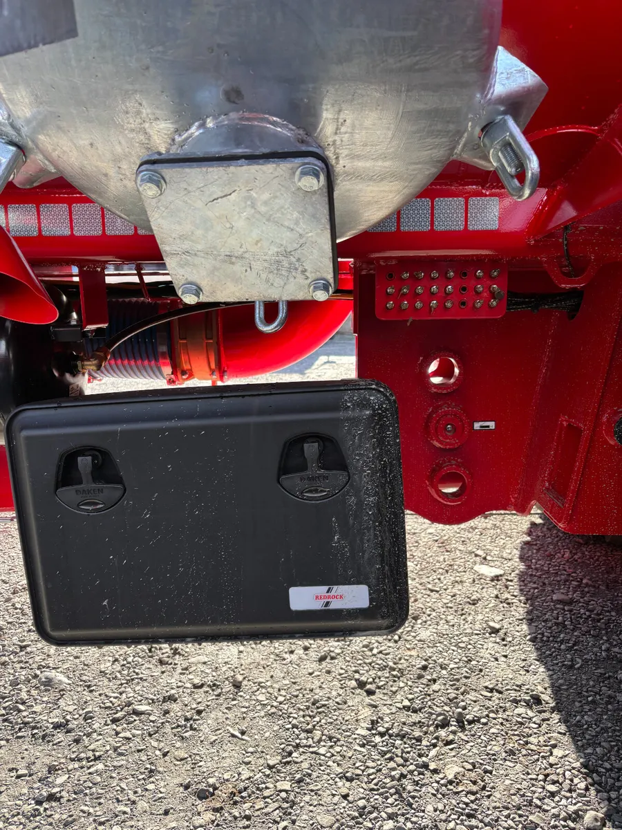 Redrock 3500 Gallon Tank  IN STOCK! - Image 4