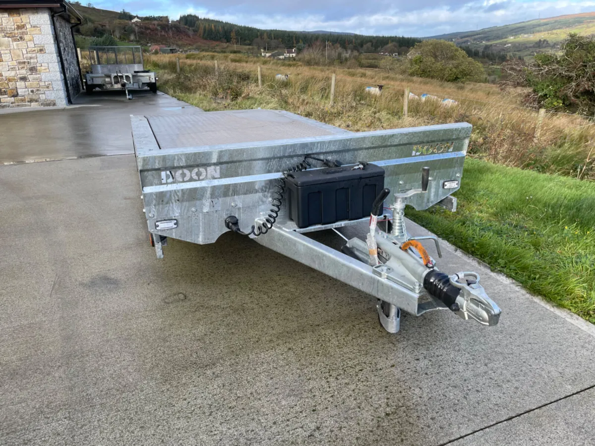 Brand new 16ft beavertail tri axle trailer - Image 1