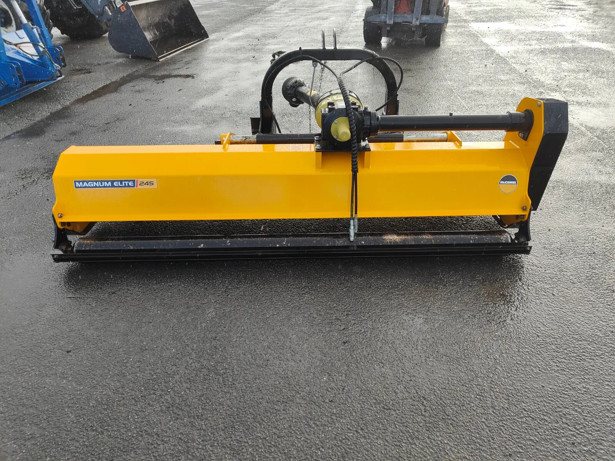 McConnell magnum elite 245 - Image 2