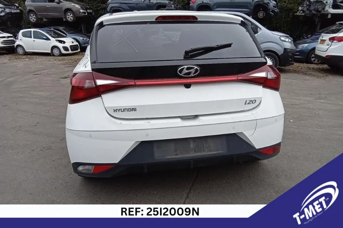 2022 HYUNDAI I20 BREAKING FOR PARTS - Image 4