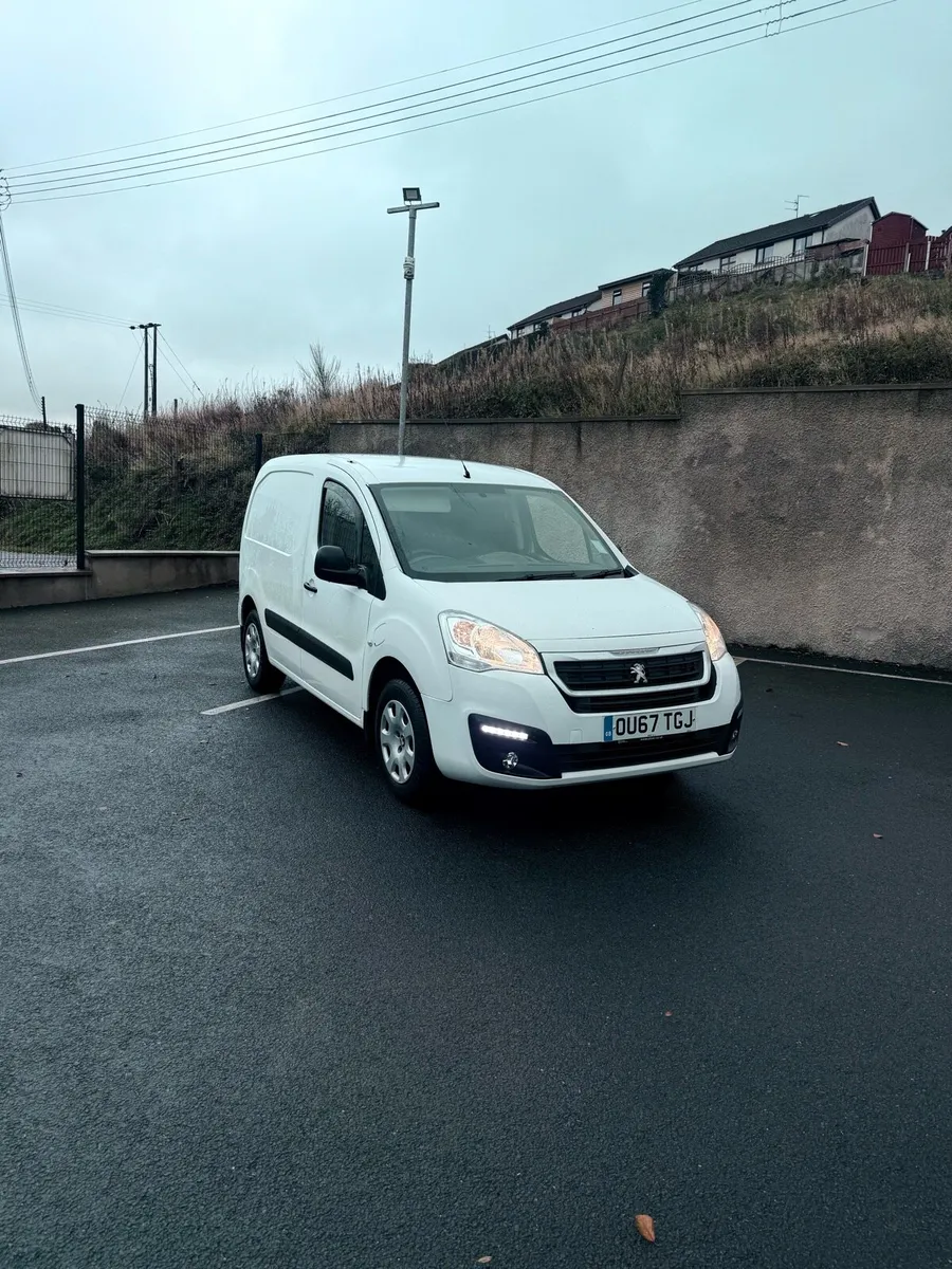 PEUGEOT PARTNER L1 ELECTRIC AUTOMATIC - Image 1
