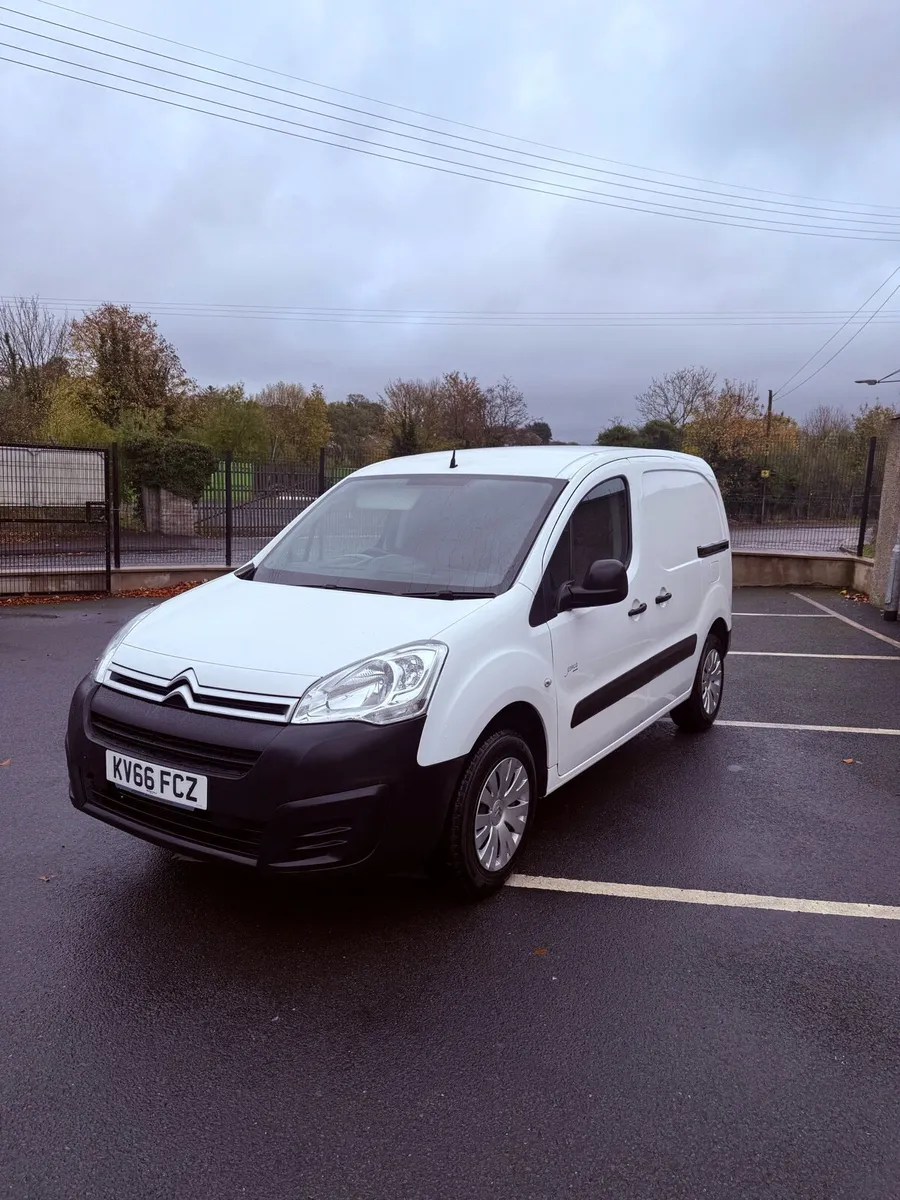 CITROEN BERLINGO 635 lX ELECTRIC AUTOMATIC - Image 4