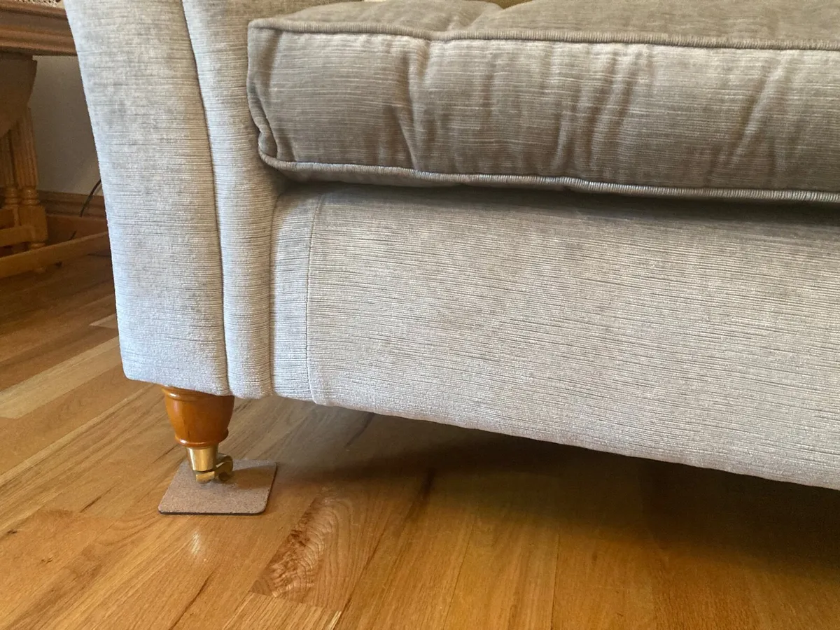 Laura Ashley sofa - Image 3