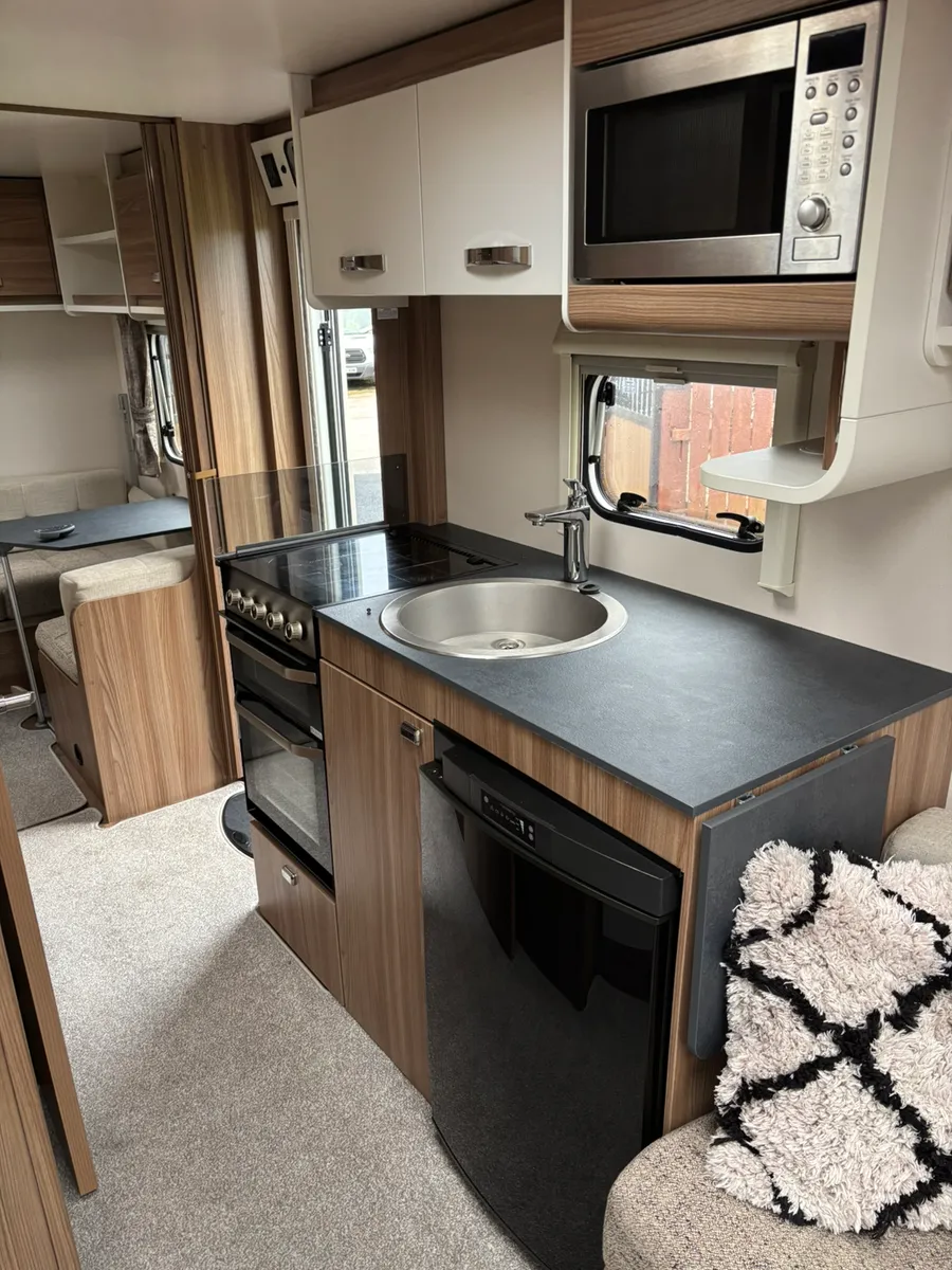 2021 Swift Major 6 - Image 3