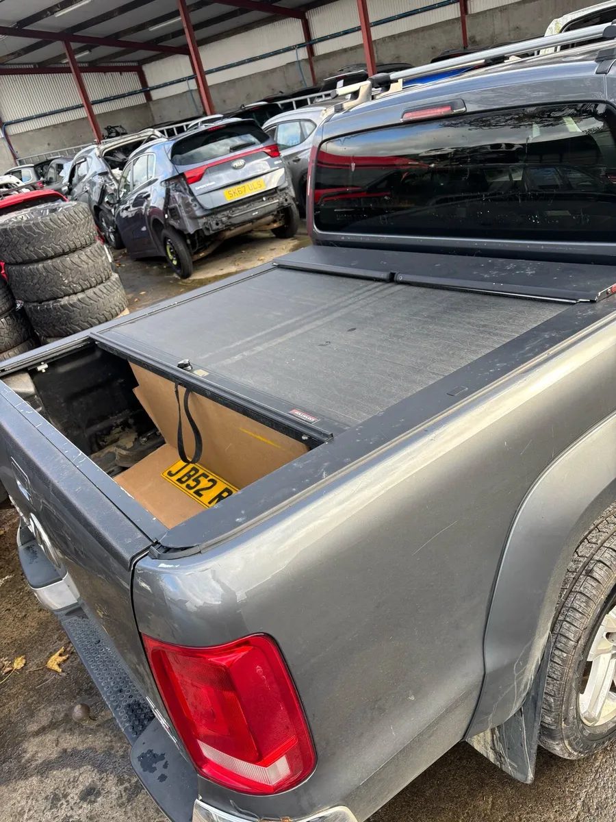 Volkswagen Amarok for Breaking - Image 3