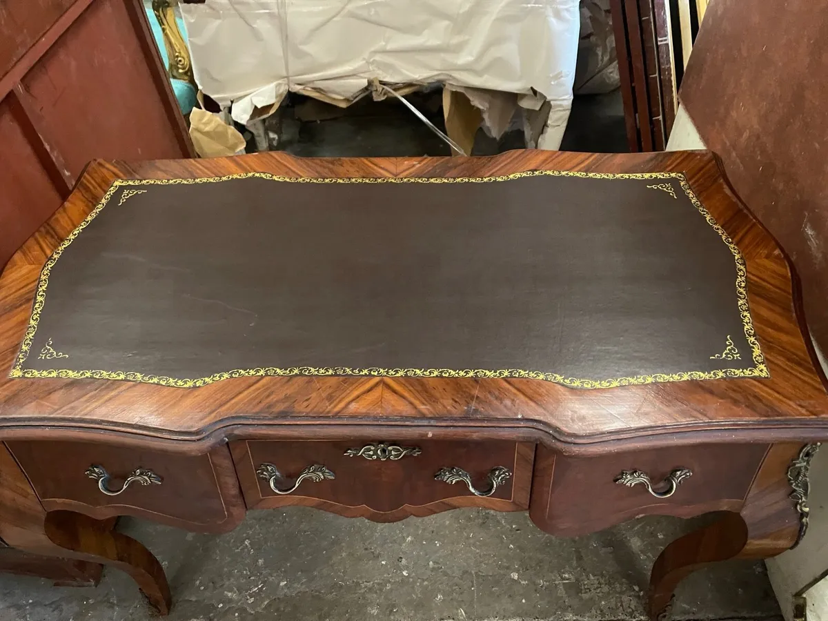 Nice neat desk - Image 2