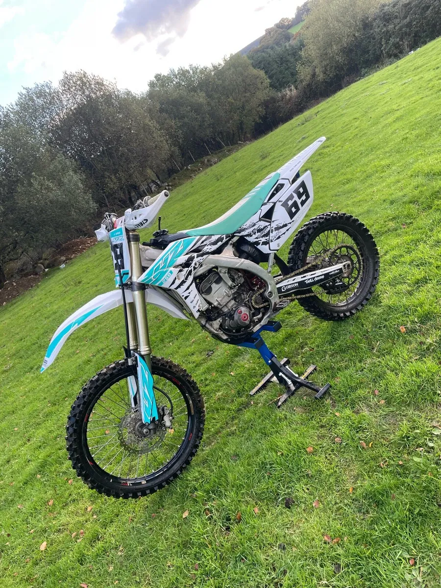 yz250f - Image 2