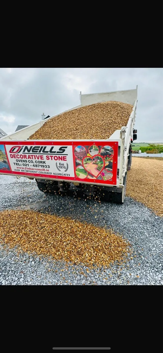 Sand: building,plastering,white,gold,white cement - Image 2