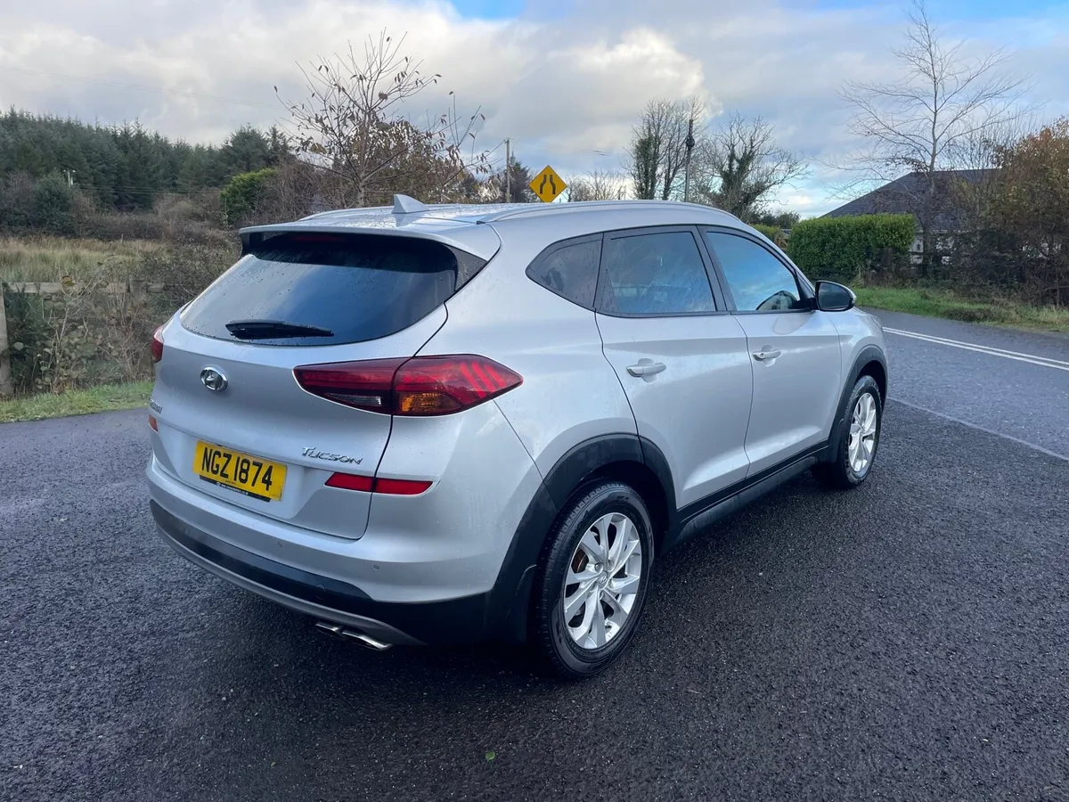Hyundai Tucson Se nav - Image 4