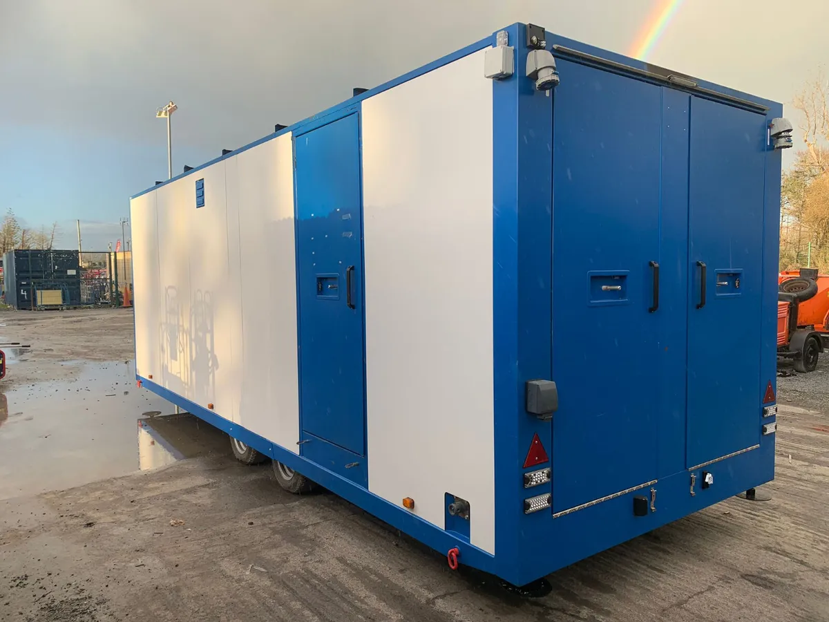 Welfare Unit With Generator - Image 3