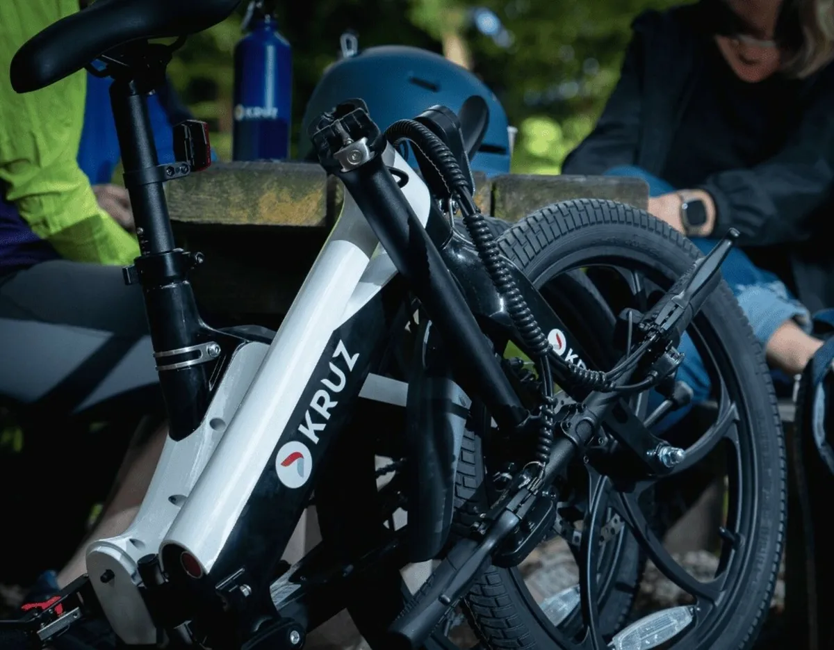 As new Electric bike barely used - Image 4