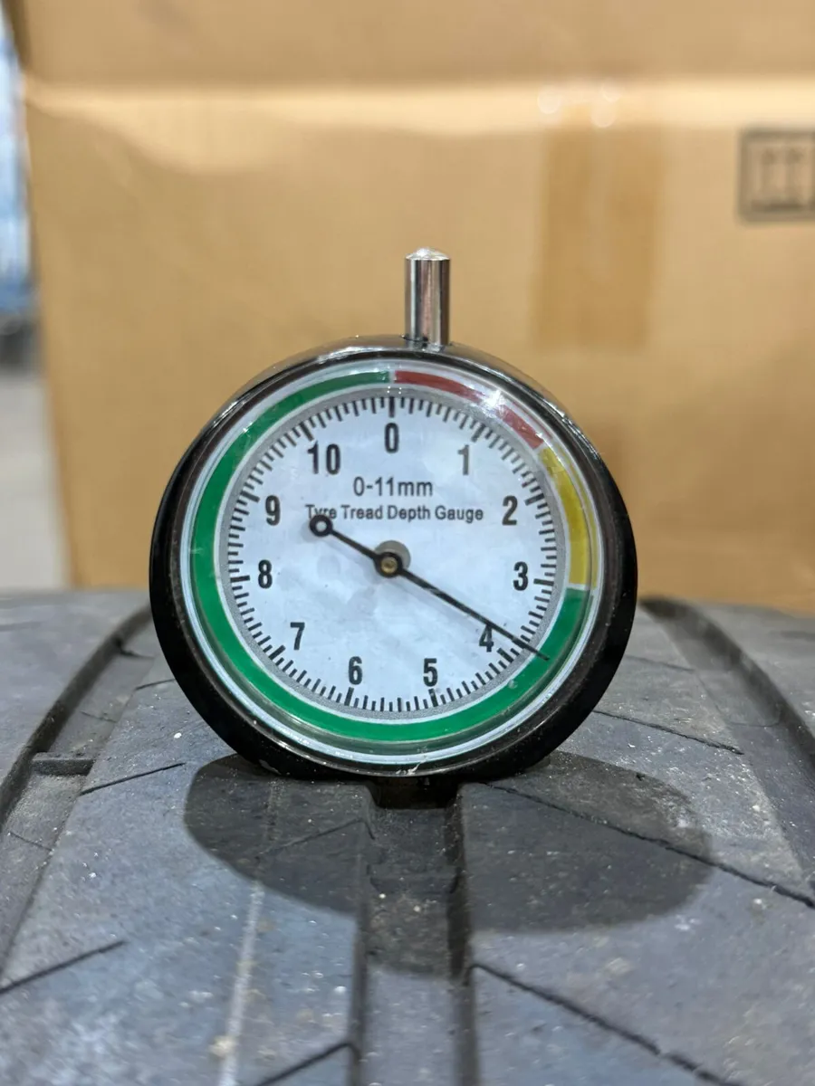 19" GENUINE MERCEDES ML W166 ALLOY WHEELS & TYRES - Image 3