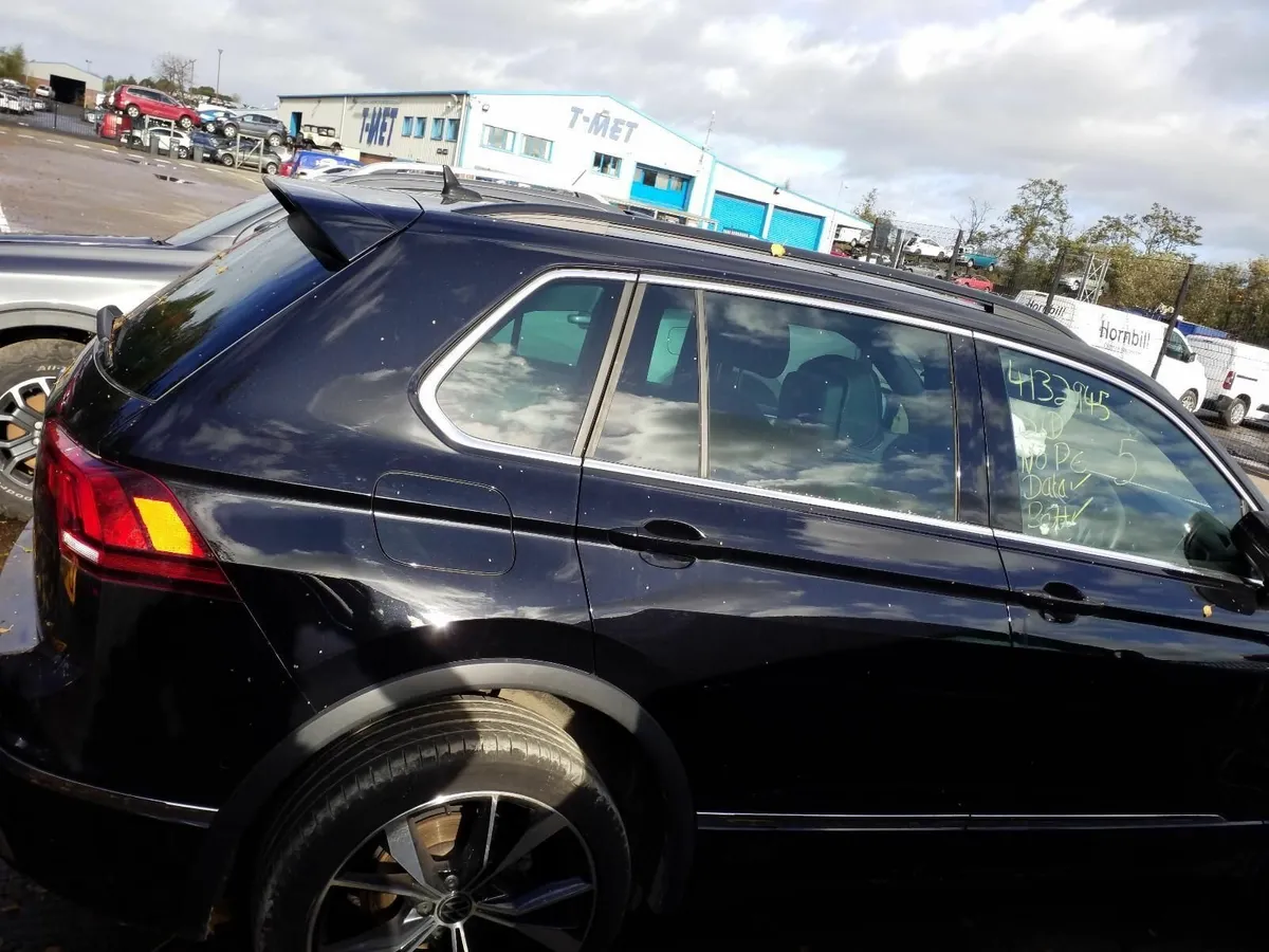 2023 VOLKSWAGEN TIGUAN FOR SALE £13,500 ONO - Image 3