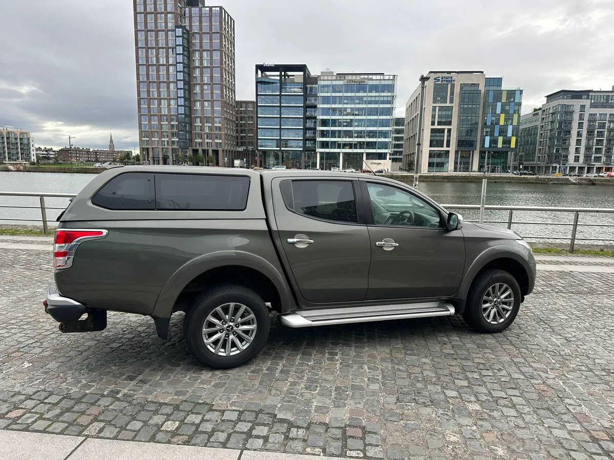 2018 Mitsubishi L200 Barbarian - Image 2