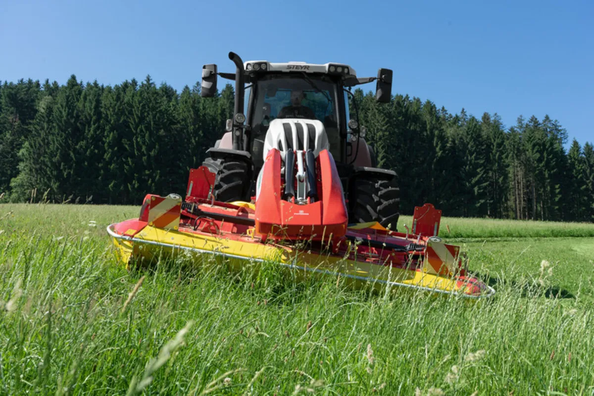 New Pöttinger Front/Rear Mower Conditioner Range - Image 2