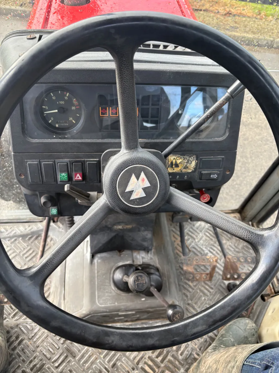 Massey Ferguson 390 T - Image 2