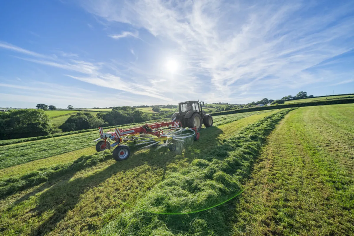 New Pöttinger Rakes - Image 3