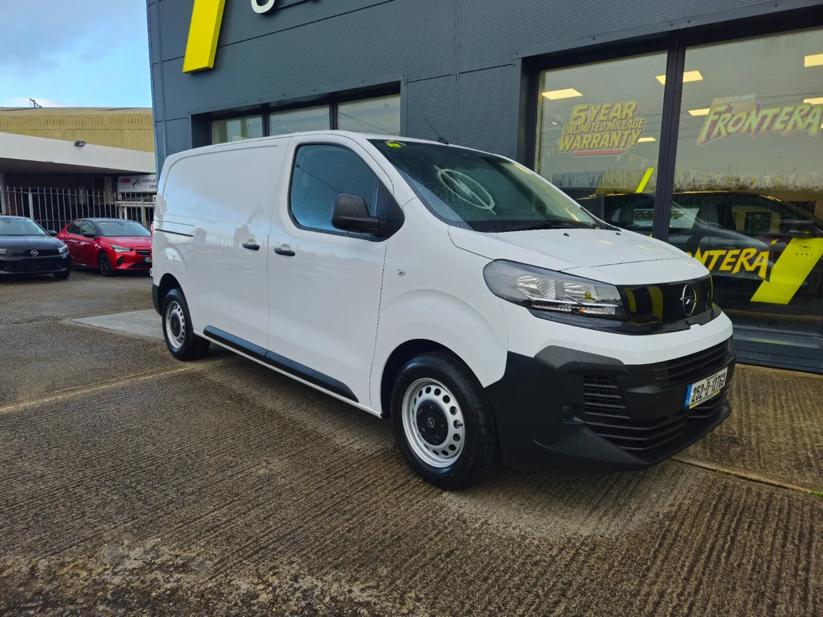 Opel Vivaro 252 SWB DEMO SALE - Image 2