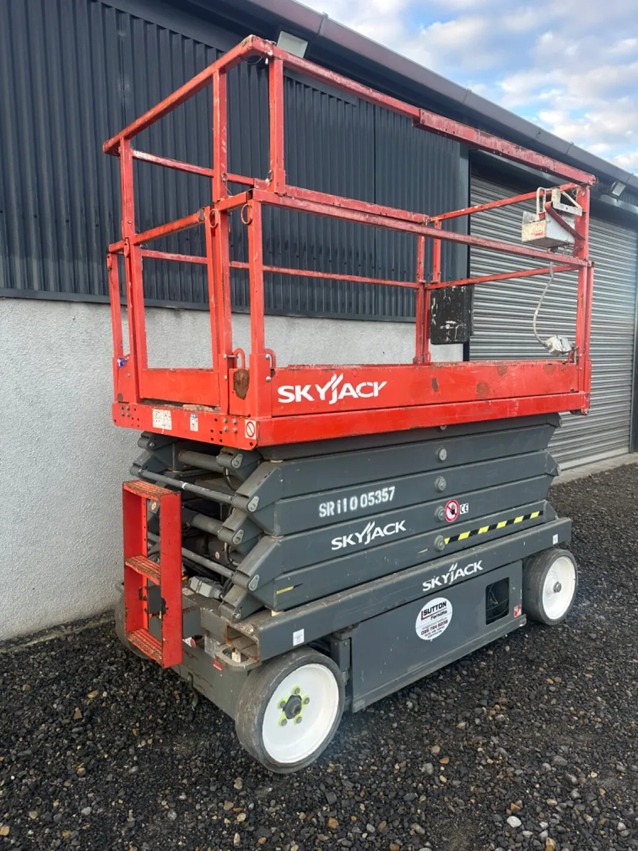 SKYJACK SJ4632 Scissor Lift - Image 2