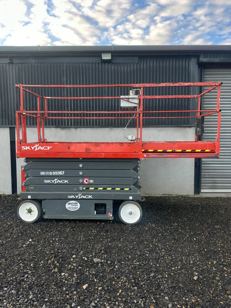 SKYJACK SJ4632 Scissor Lift - Image 4