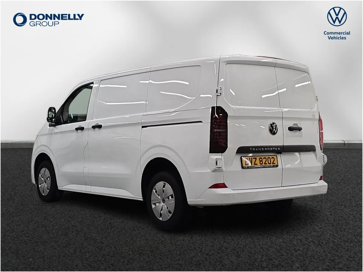 Volkswagen Transporter T28 Swb Diesel Commerce - Image 3