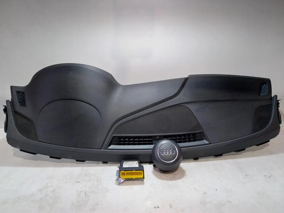 2016 Audi A4 Airbag Set - Image 1