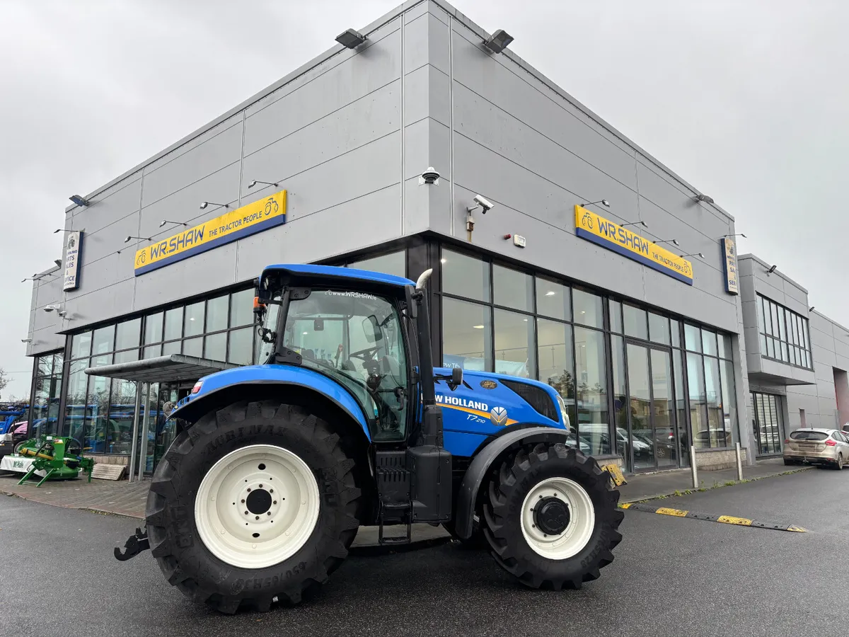New Holland T7.210 Range Command-9012hrs - Image 2