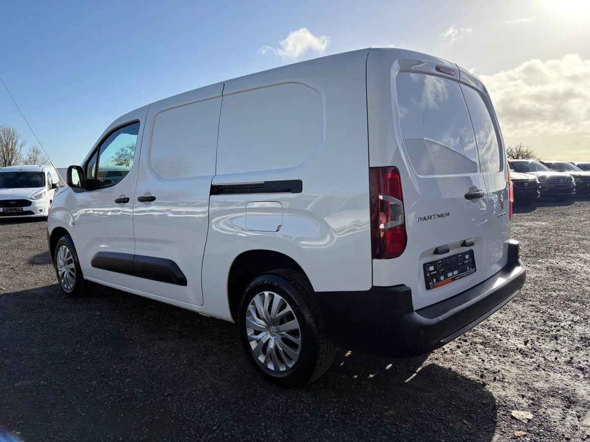 Peugeot Partner - Image 1